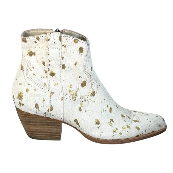 Dolce Vita Shoes - Dolce Vita womens 6.5 Silma western cow fur gold splater ankle boots